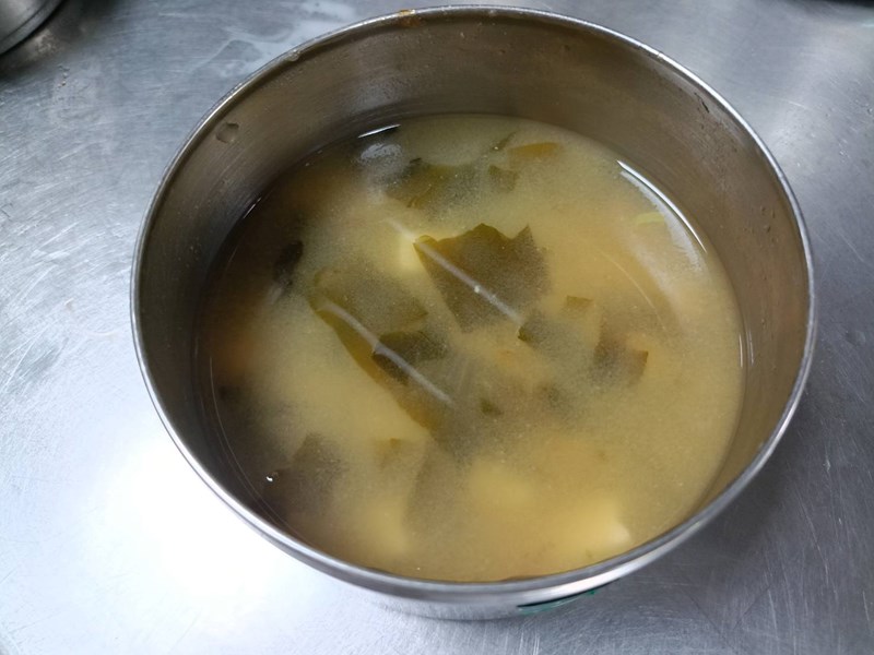 午餐--味噌豆腐玉米湯