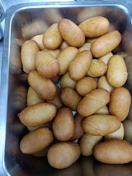午餐--裹粉熱狗球