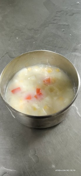 午餐--奶香玉米濃湯