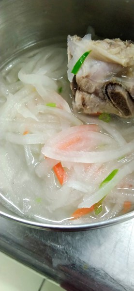 豆薯排骨湯