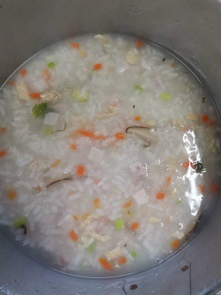 早點芋頭鹹粥