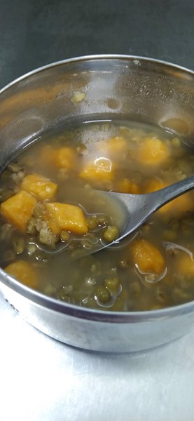午點綠豆地瓜圓