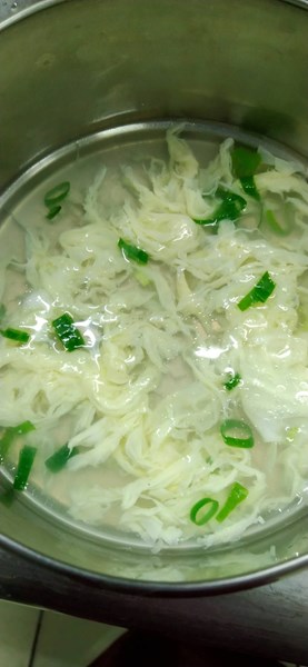 柴魚蛋花湯