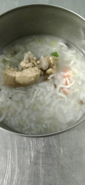 午點糙米排骨吻仔魚粥