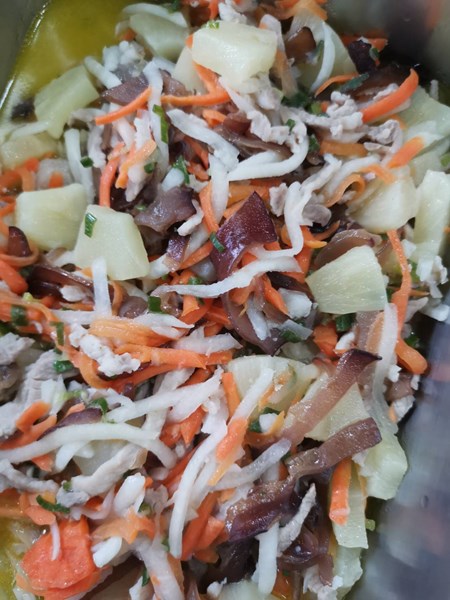 鳳梨木須炒肉絲