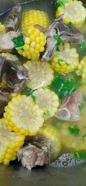 玉米排骨湯