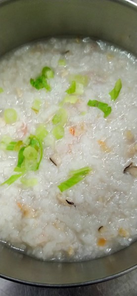午點芋頭鹹粥