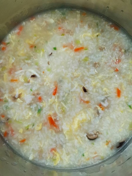 早點香菇肉茸粥