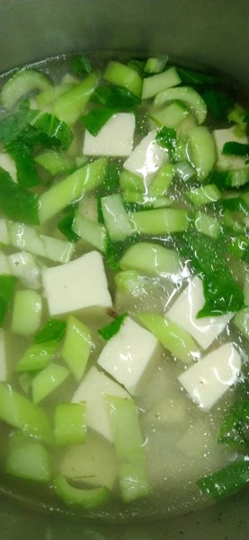 青菜嫰腐湯
