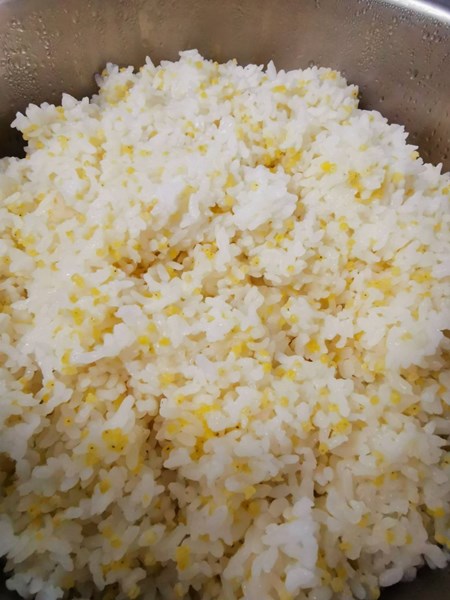午餐-小米飯
