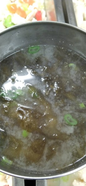 午餐-味噌紫菜湯