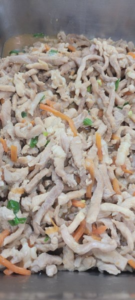 午餐--醬爆肉絲