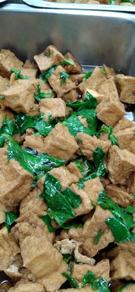 午餐--塔香燒油腐