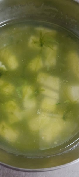 午餐--海菜嫩腐羹