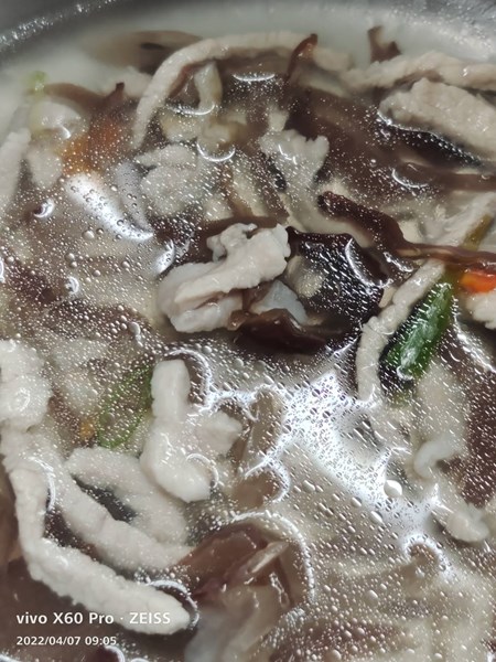 午餐--木須肉絲湯