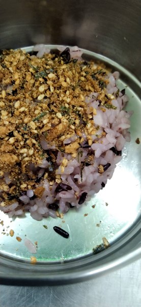 早點--香鬆飯丸