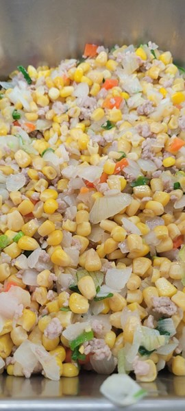 午餐--玉米肉茸