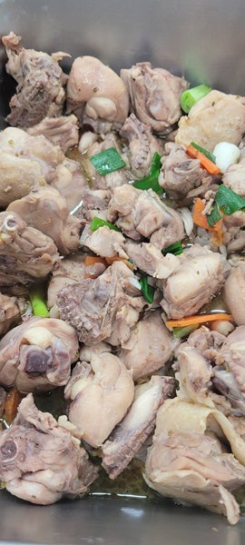 午餐--義式香料蒸雞