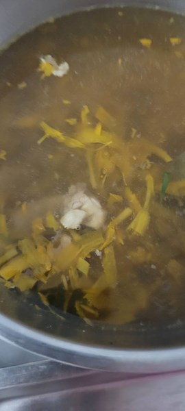 午餐--金針排骨湯