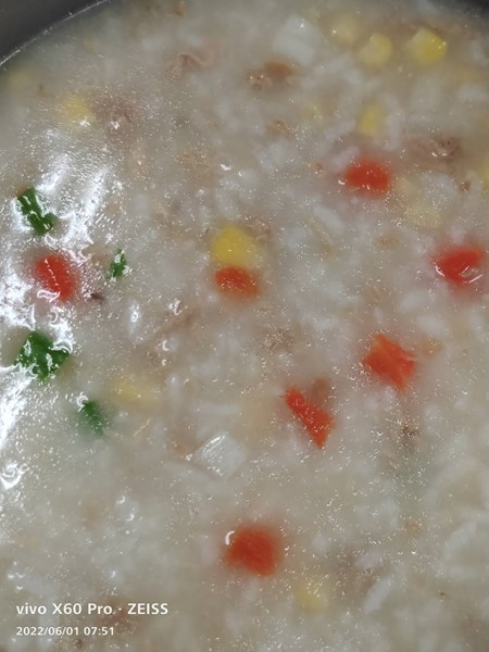 早點--鮪魚粥