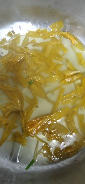 午餐--金針湯