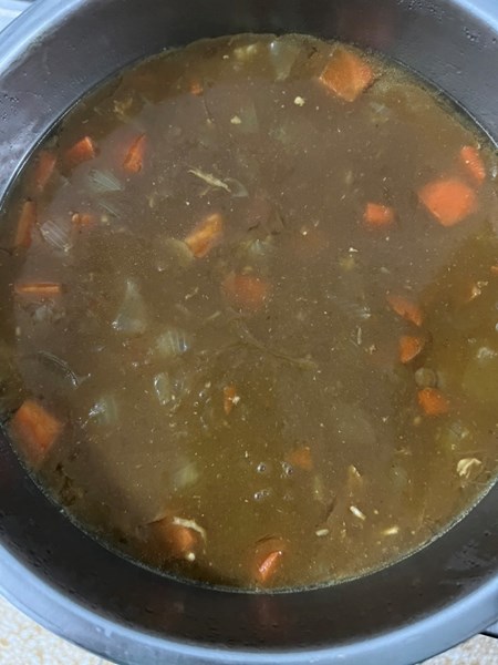 午餐--咖哩洋芋雞肉