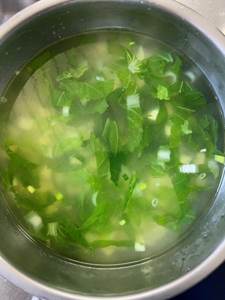 午餐--青菜豆腐湯