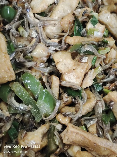 午餐--青椒炒干片
