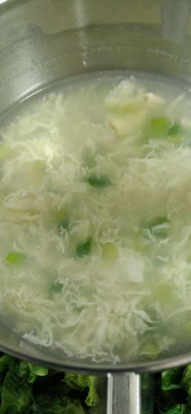 午餐--柴魚蛋花湯