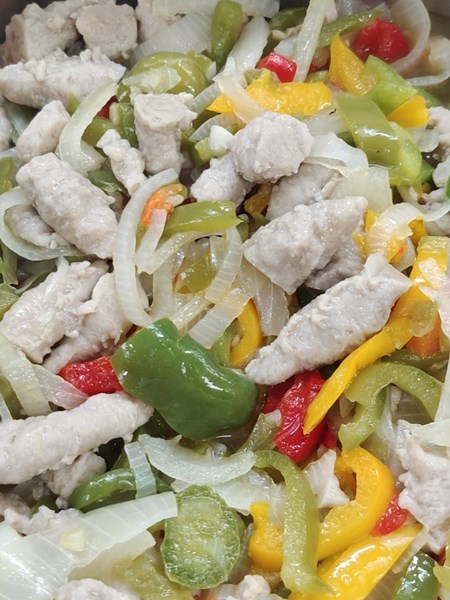 午餐--彩椒肉羹