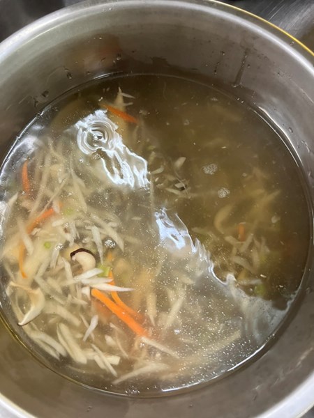 午餐--牛蒡腰果湯