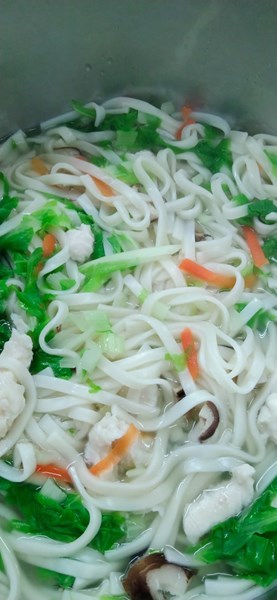 早點~蔬菜雞片麵