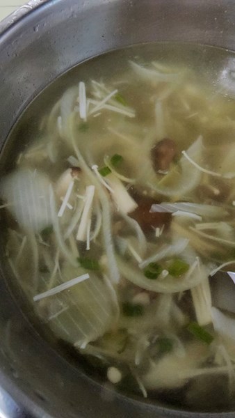 午餐--菇菇洋蔥湯
