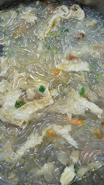 午點--冬菜細粉湯