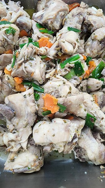午餐--義式香料蒸雞