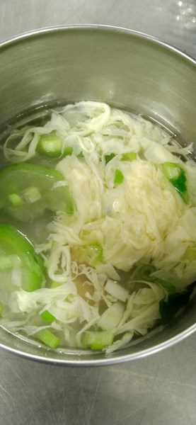 午餐--絲瓜蛋花湯
