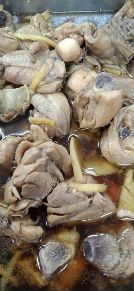 午餐--薑汁燒雞