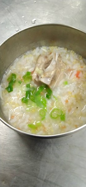 早點--糙米排骨粥