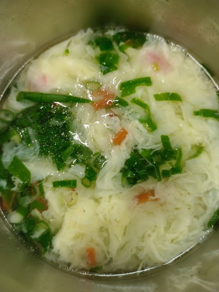 午餐--蔥香蛋花湯