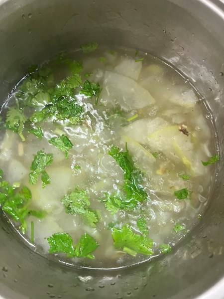 午餐--冬瓜大骨湯