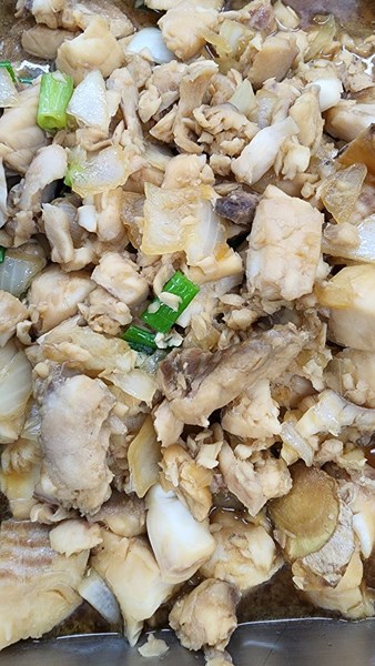 午餐--蔥炒魚片