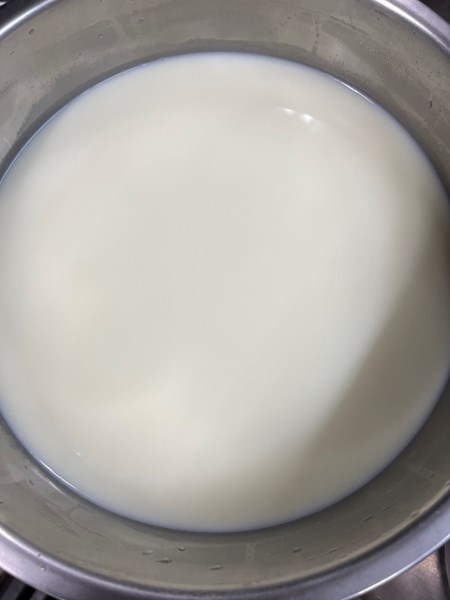 午點--牛奶