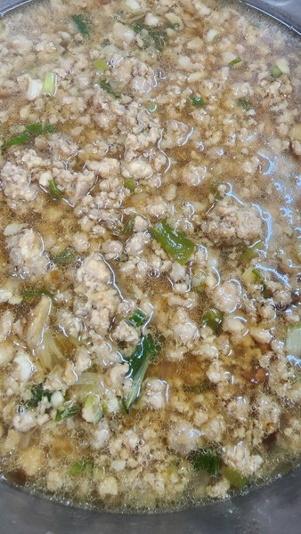 午餐--蔥酥肉燥