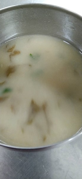 午餐--味噌紫菜湯