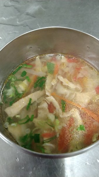 午餐--番茄黃芽湯