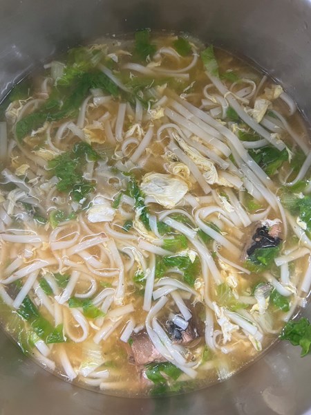 早點--茄汁鯖魚麵
