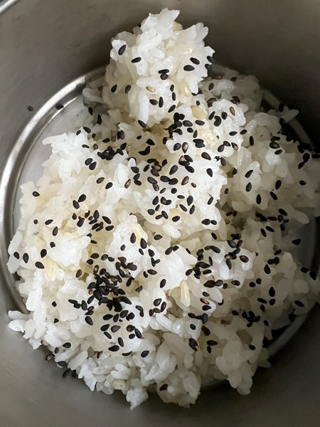 午餐--芝麻糙米飯