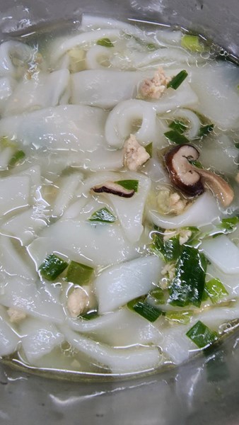 早點--客家粄條湯