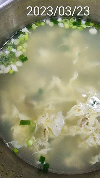 午餐--柴魚蛋花湯