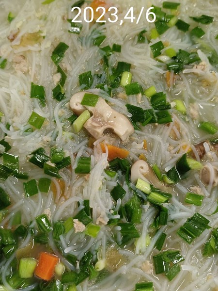 早點--肉燥米粉湯